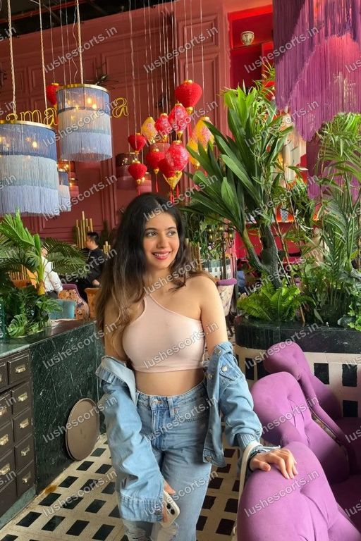 Alisha, 24, call girl in Indiranagar, Bangalore