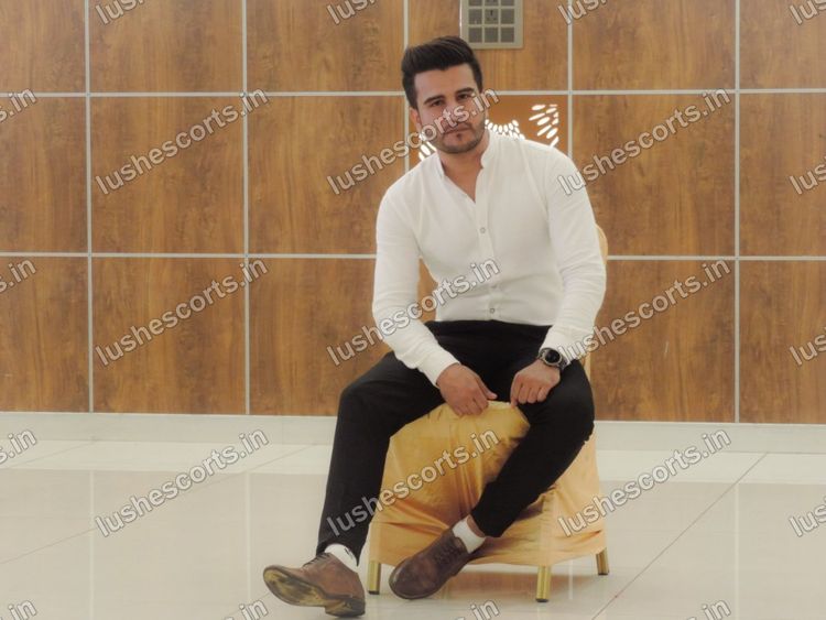 Karan - Male Escort in Bangalore